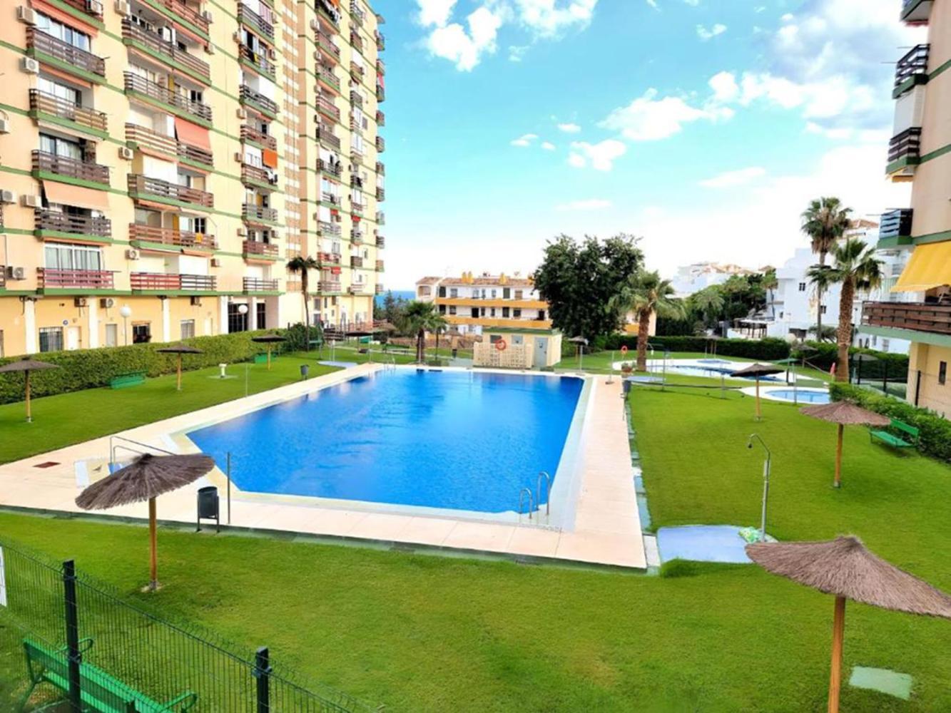 Las Naciones Studio Apartment Benalmadena Luaran gambar